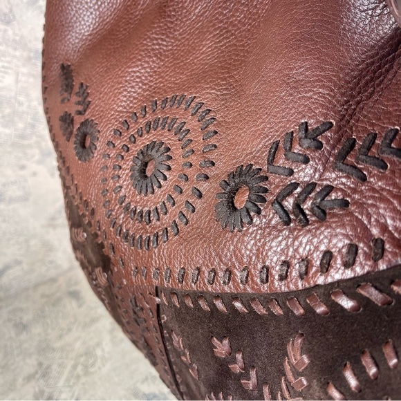 Isabella Fiore Suede Leather Woven Hobo Shoulder Bag - Picture 10 of 15